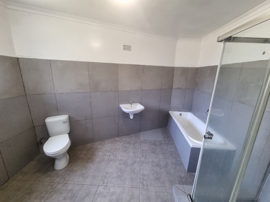 4 Bedroom Property for Sale in Claremont Western Cape